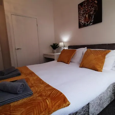 Finsbury House 3 Bedrooms Workstays Uk Video Tour Available Prázdninový dům *
