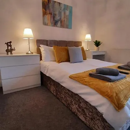 Finsbury House 3 Bedrooms Workstays Uk Video Tour Available